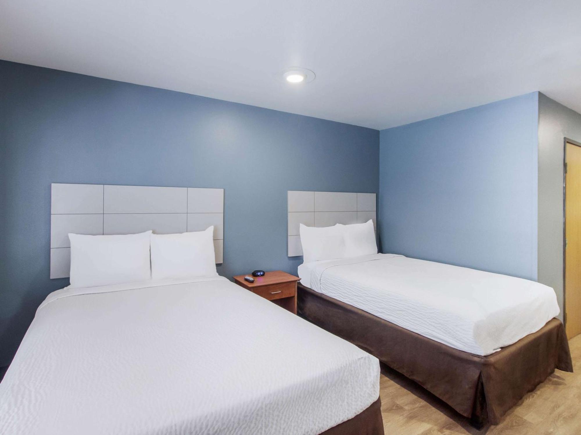Extended Stay America Select Suites - Fort Myers - Northeast エクステリア 写真