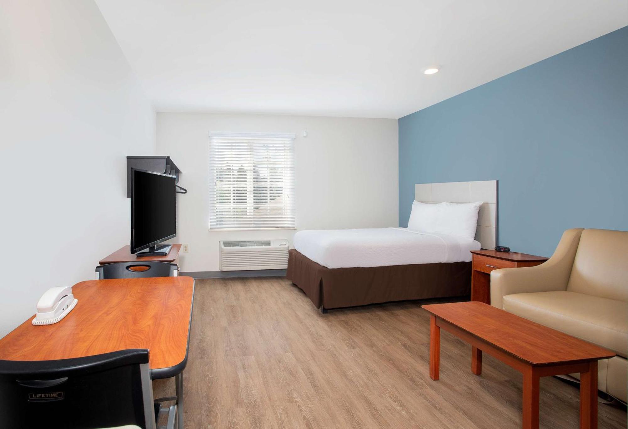 Extended Stay America Select Suites - Fort Myers - Northeast エクステリア 写真