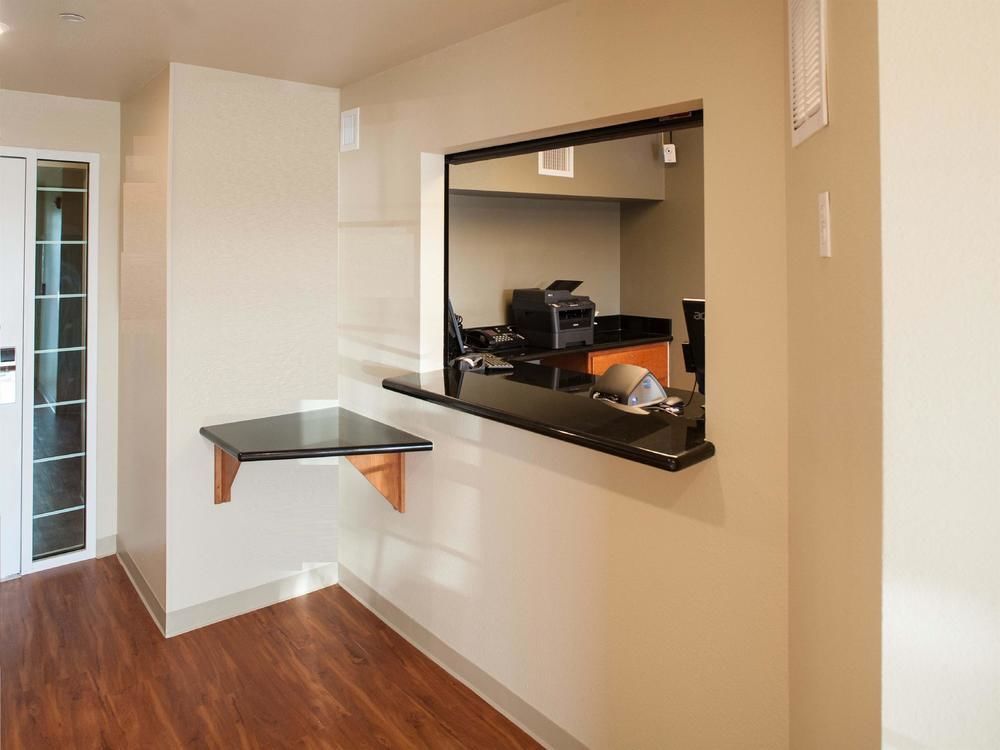 Extended Stay America Select Suites - Fort Myers - Northeast エクステリア 写真